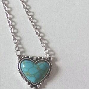 Vintage Boho Southwest Heart Necklace Turquoise Blue Ston Silver NEW in pkg